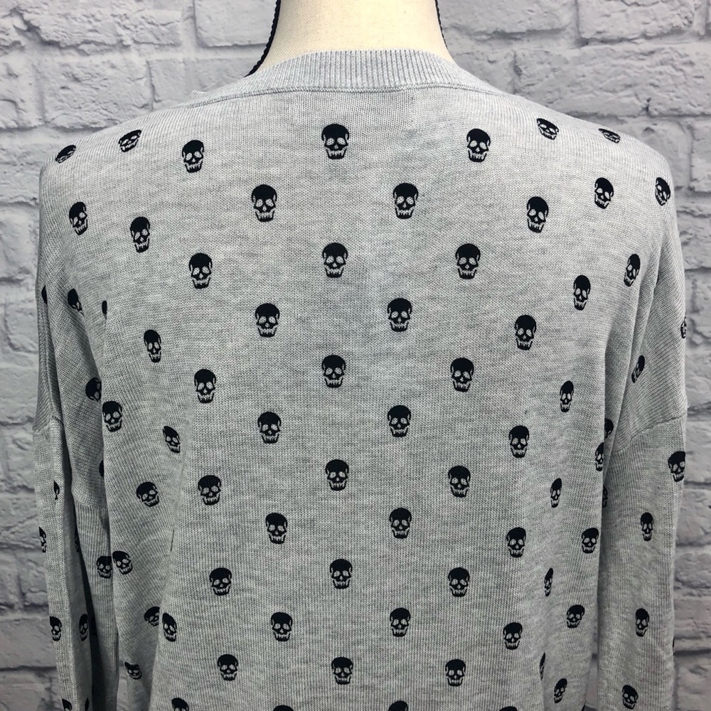 đPhilosophy Black and Gray Skull Sweater Small - Picture 8 of 14